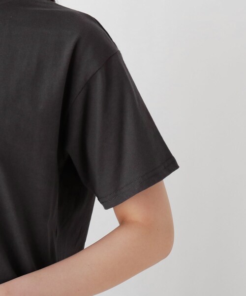 Cutie Blonde（キューティーブロンド）の「◆【S-L】わんこTシャツ（Tシャツ/カットソー・レディース・チャコールグレー/オフホワイト/マスタード/ベージュ・01/02/03）」の11枚目の写真