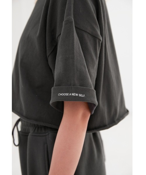 ALEXIA STAM（アリシアスタン）の「Cropped Oversized Tee