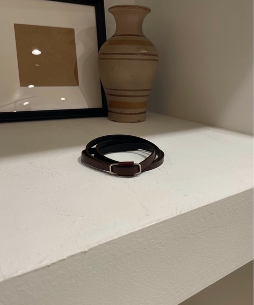 lawgy（ラウジー）の「square buckle slim belt（ベルト・レディース・ブラック/キャメル/ブラウン・FREE）」の3枚目の写真