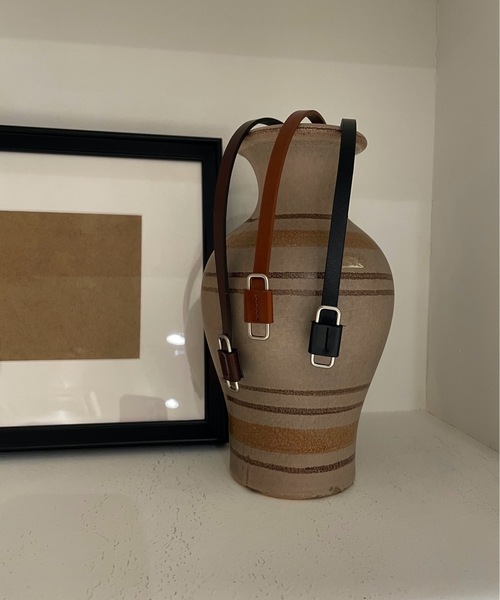 lawgy（ラウジー）の「square buckle slim belt（ベルト・レディース・ブラック/キャメル/ブラウン・FREE）」の4枚目の写真