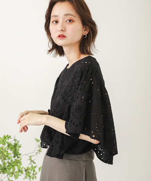 SENSE OF PLACE by URBAN RESEARCH（センスオブプレイスバイアーバンリサーチ）の「アイレットレースラッフルブラウス（シャツ/ブラウス・レディース・ブラック/アイボリー・ONE）」の12枚目の写真