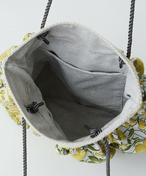ADIEU TRISTESSE（アデュートリステス）の「花柄×綿麻コンビバッグ（ハンドバッグ・レディース・イエロー系その他/ブルー系その他・FREE）」の5枚目の写真