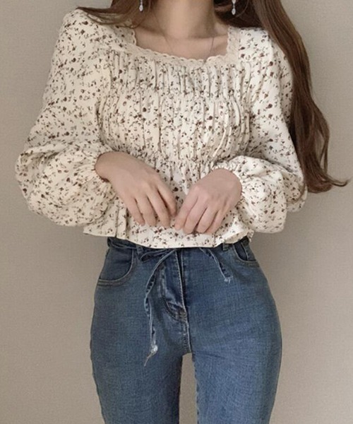 小花柄シャーリングブラウス