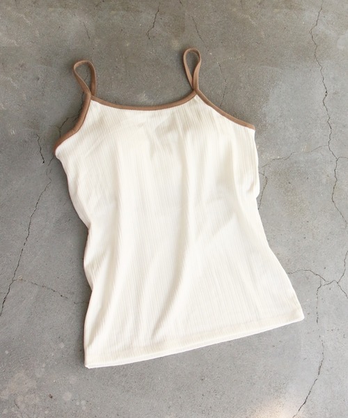 notch.(ノッチ)の「カップ付きランダムテレコキャミ(キャミソール・レディース・オフホワイト/ブラック/オリーブ/ブラウン/ライトベージュ・M)」の2枚目の写真