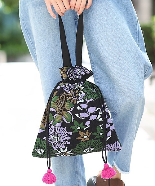 チチカカ（チチカカ）の「フラワーニットトートバッグ（トートバッグ・レディース・ピンク/グリーン・FREE）」の2枚目の写真