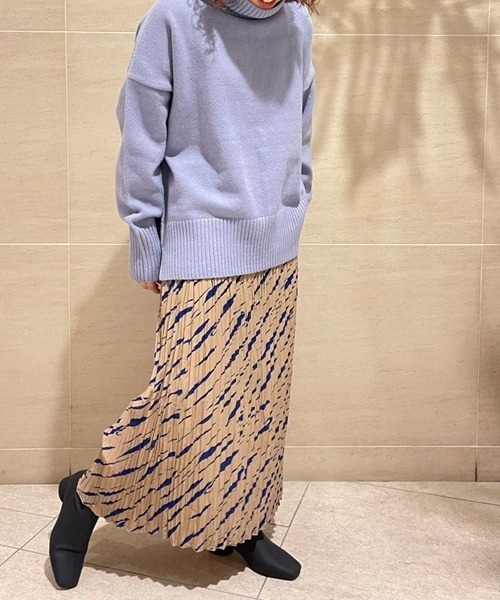 emmi（エミ）の「【emmi atelier】切替えワッシャースカート（スカート・レディース・ベージュ/ダークグレー・1/0）」の5枚目の写真