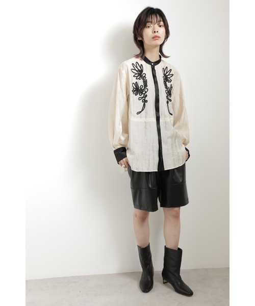 ROSE BUD（ローズバッド）の「コード刺繍ブラウス（シャツ/ブラウス・レディース・ブラック/ベージュ/ピンク/ホワイト・ONE SIZE/FREE）」の6枚目の写真