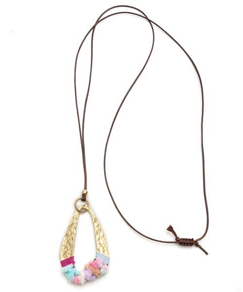 チチカカ(チチカカ)の「モコモコヤーンラップネックレス(ネックレス・レディース・その他1/その他2/その他3・FREE)」の5枚目の写真