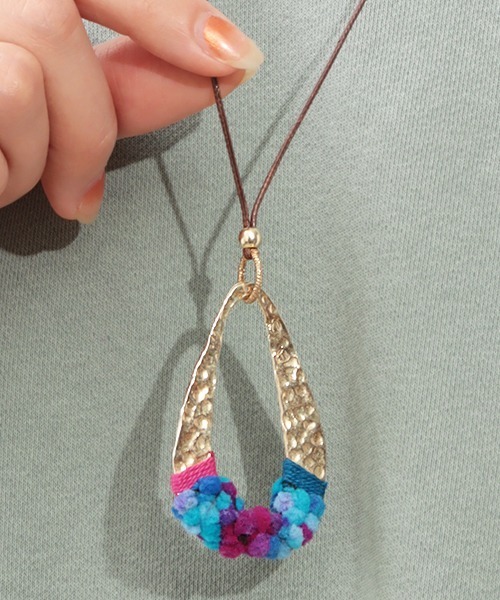 チチカカ(チチカカ)の「モコモコヤーンラップネックレス(ネックレス・レディース・その他1/その他2/その他3・FREE)」の8枚目の写真