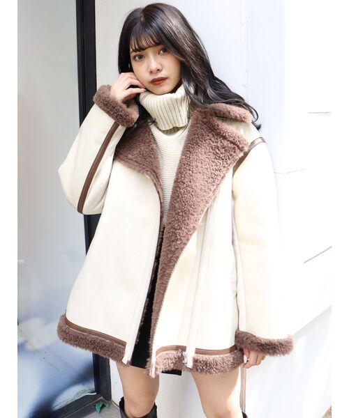 MURUA（ムルーア）の「ルーズフェイクムートン（ブルゾン・レディース・ブラック/ブラウン/アイボリー・2/1）」の4枚目の写真