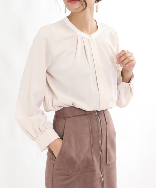 TRUDEA（トルディア）の「バンドカラー配色2WAYブラウス（シャツ/ブラウス・レディース・ホワイト/ベージュ/ブラウン/オレンジ/ピンクベージュ/ミント/ラベンダー/ネイビー・SMALL/MEDIUM/LARGE）」の3枚目の写真