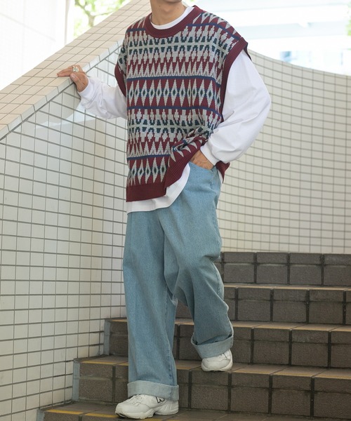 kutir(クティール)の「ジャガードニットベスト(ベスト・メンズ・ボルドー/ネイビー/カーキ・MEDIUM/LARGE)」の21枚目の写真