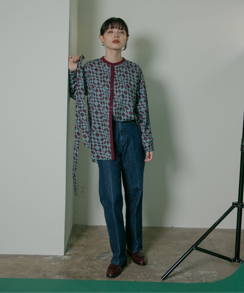 Eimee Law（エイミーロウ）の「タイ付きダイヤジオメ柄BL（シャツ/ブラウス・レディース・ブラウン/ミント・38）」の16枚目の写真