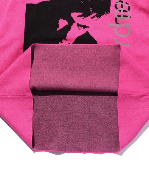 PLEASURES(プレジャー)の「<PLEASURES × New Order> JQD KNIT/ニット(ニット/セーター・メンズ・ライトグレー/ピンク・L/M)」の5枚目の写真