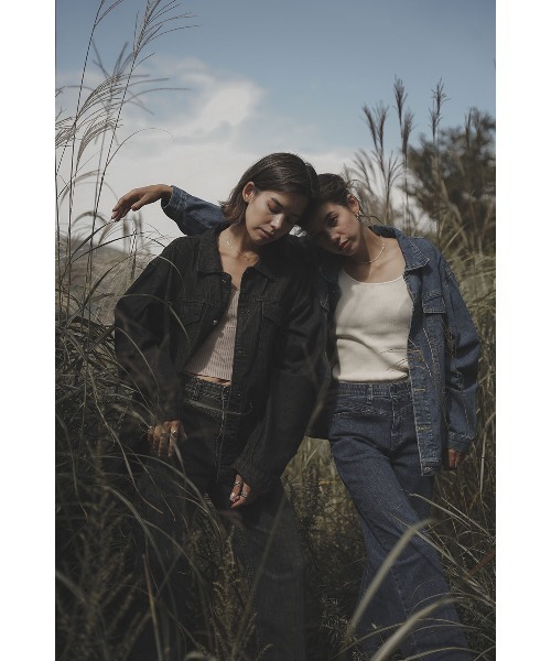 esutoreja（エストレジャ）の「シンプルオーバーデニムジャケット（デニムジャケット・レディース・ブラック/ブルー・FREE）」の10枚目の写真