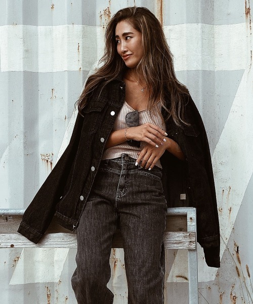 esutoreja（エストレジャ）の「シンプルオーバーデニムジャケット（デニムジャケット・レディース・ブラック/ブルー・FREE）」の21枚目の写真