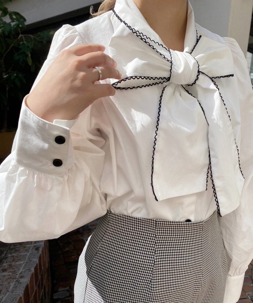 one after another NICE CLAUP（ワンアフターアナザーナイスクラップ）の「ボウタイピコレースブラウス（シャツ/ブラウス・レディース・オフホワイト/ブラック/グレー系その他/ブルー系その他・FREE）」の12枚目の写真