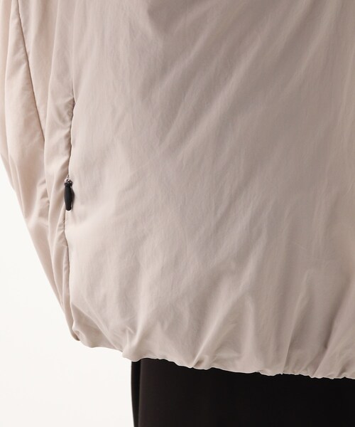 NANGA（ナンガ）の「◆NANGA × tk.TAKEO KIKUCHI 2WAYショートダウンジャケット（ダウンジャケット/コート・メンズ・ブラック/ライトベージュ・02/03）」の9枚目の写真