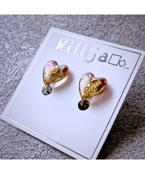 tone(トーン)の「【Willija】金属アレルギー対応《葉重》花びらと金箔のハートイヤリング(MA)(イヤリング・レディース・ホワイト/ネイビー/ブルー系その他/ローズ/グリーン/オレンジ/レッド/ブルー系2/パープル/ブルー系4/グリーン系3/ピンク系3/ピンク系2/グリーン系2/ブルー系3・FREE)」の12枚目の写真