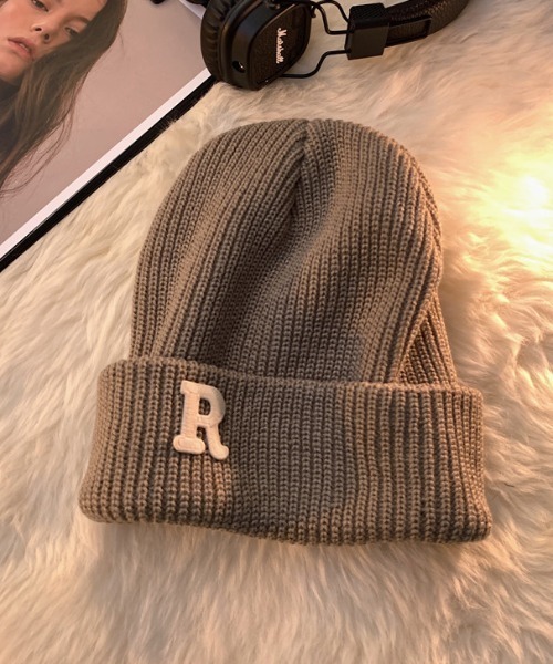 MGV（エムジーヴィー）の「ワンポイントアルファベットリブニット帽（ニットキャップ/ビーニー・メンズ・ブラック/グレー/ブルー/アイボリー・FREE）」の4枚目の写真