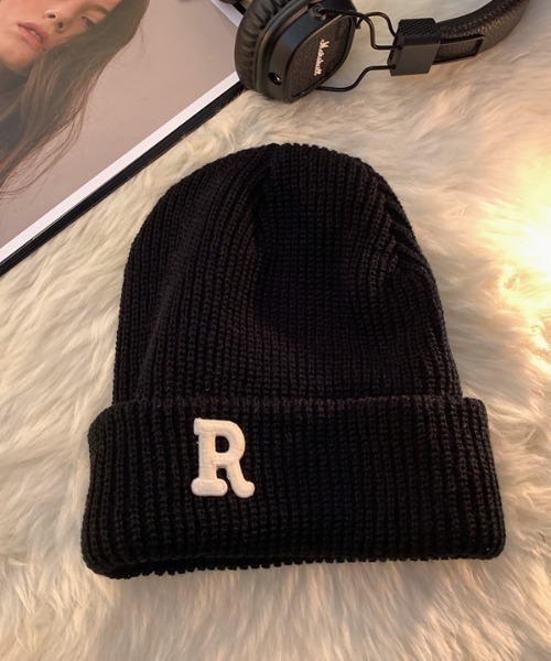 MGV（エムジーヴィー）の「ワンポイントアルファベットリブニット帽（ニットキャップ/ビーニー・メンズ・ブラック/グレー/ブルー/アイボリー・FREE）」の3枚目の写真