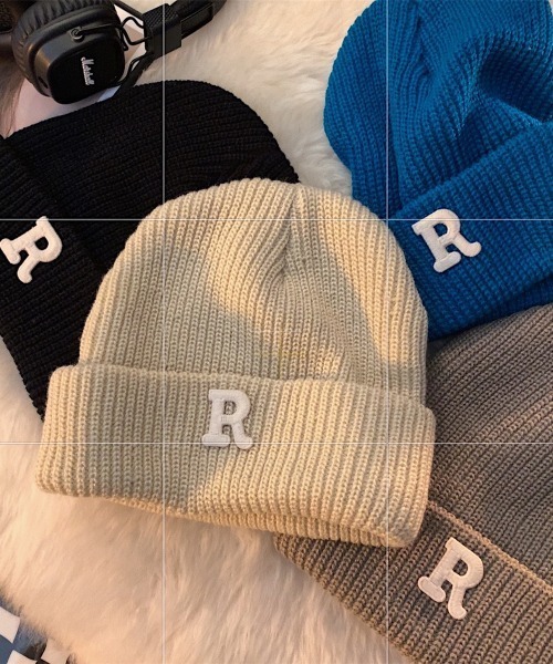 MGV（エムジーヴィー）の「ワンポイントアルファベットリブニット帽（ニットキャップ/ビーニー・メンズ・ブラック/グレー/ブルー/アイボリー・FREE）」の5枚目の写真