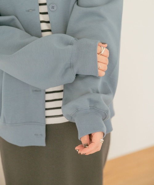 ITEMS URBANRESEARCH（アイテムズ アーバンリサーチ）の「ダンボール2WAYプルオーバー（スウェット・レディース・チャコールグレー/ベージュ/ブルー/グリーン・FREE）」の17枚目の写真