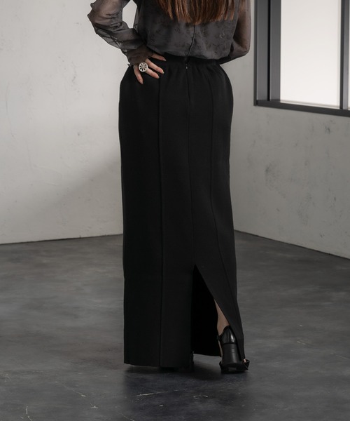 Ezick（エジック）の「ニットタイトロングスカート（スカート・レディース・ライトブルー/グレイッシュベージュ/ブラック・FREE）」の11枚目の写真