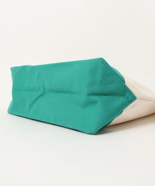 BENETTON (UNITED COLORS OF BENETTON)（ベネトンユナイテッドカラーズオブベネトン）の「【BENETTON:ベネトン】レディーストートバック（トートバッグ・レディース・ホワイト/ネイビー/イエロー/サックスブルー・FREE）」の6枚目の写真