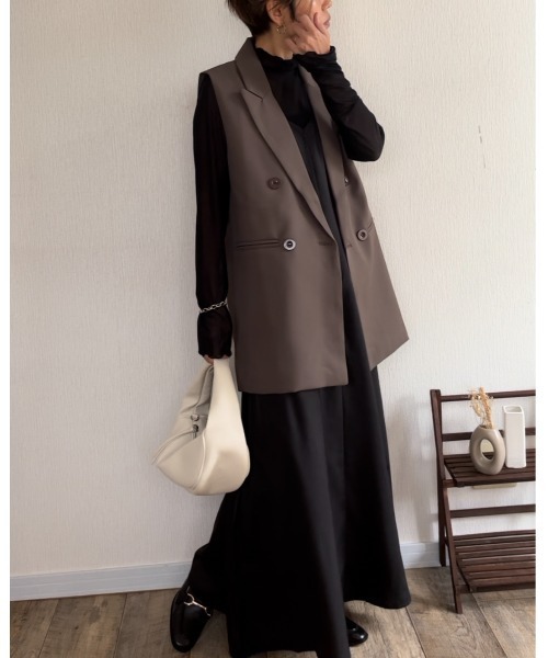 Ritzy（リッツィー）の「華奢ストラップ。ロングキャミワンピース（ワンピース・レディース・ブラック/ブルー/カーキ/ベージュ・M/L）」の2枚目の写真