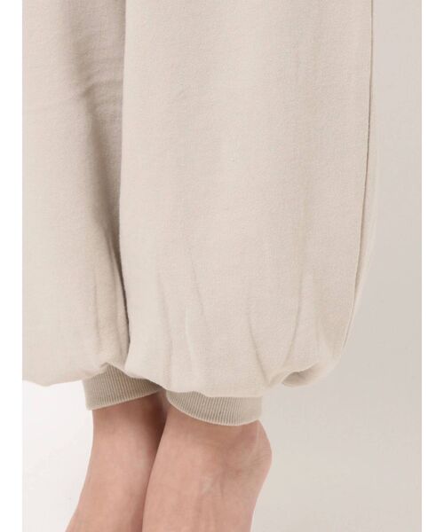 GYDA（ジェイダ）の「【セットアップ着用可】SUNGLASSES PATCHワイドルーズスウェットパンツ（スウェットパンツ・レディース・ブラック/ベージュ/アイボリー/グリーン・FREE）」の18枚目の写真