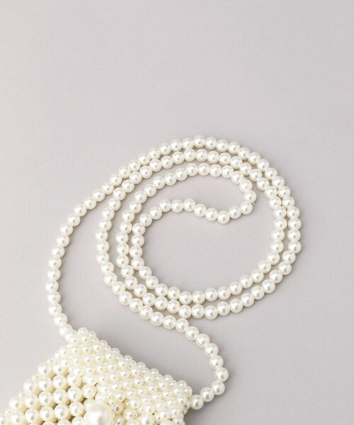 FREAK'S STORE（フリークスストア）の「bLicenscell/ブリスンセル pearl tiny正方形バッグ/パールタイニー正方形バッグ（ショルダーバッグ・レディース・ホワイト・ONE SIZE）」の5枚目の写真