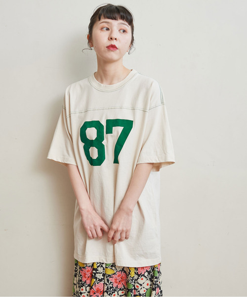 CHILD WOMAN（チャイルドウーマン）の「オーガニック天竺 フットボール BIG5分袖Tシャツ（Tシャツ/カットソー・レディース・アイボリー/オレンジ/ネイビー/ブラウン・FREE）」の7枚目の写真