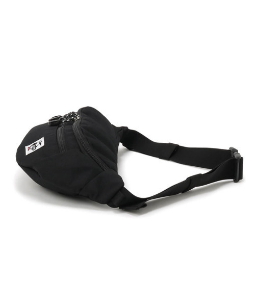 CHUMS(チャムス)の「CHUMS/チャムス リサイクルスモールウエストポーチ CH60-3214(ボディバッグ/ウエストポーチ・メンズ・ブラック/ブラック×イエロー/ブラウン/ベージュ系その他・FREE)」の11枚目の写真