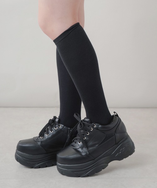 SPINNS(スピンズ)の「ハイソックス(ソックス/靴下・レディース・ホワイト/ブラック・ONESIZE)」の9枚目の写真