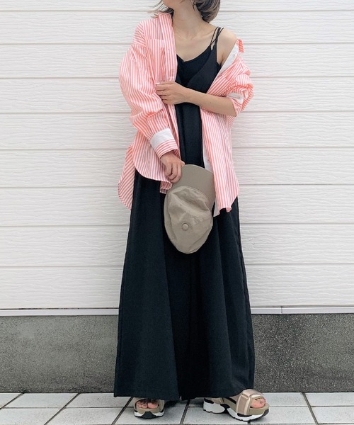 Q（キュー）の「キャミサロペット（サロペット/オーバーオール・レディース・ブラック/ベージュ・MEDIUM）」の8枚目の写真