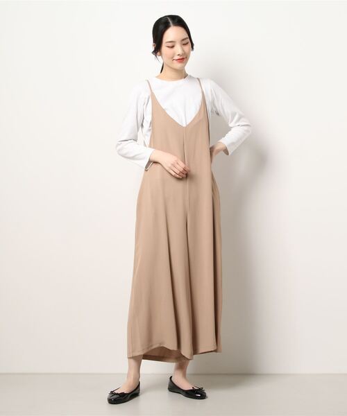 Q（キュー）の「キャミサロペット（サロペット/オーバーオール・レディース・ブラック/ベージュ・MEDIUM）」の15枚目の写真