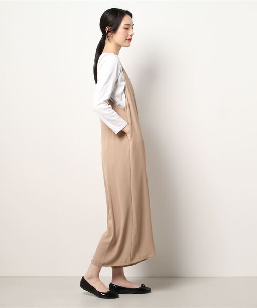 Q（キュー）の「キャミサロペット（サロペット/オーバーオール・レディース・ブラック/ベージュ・MEDIUM）」の14枚目の写真