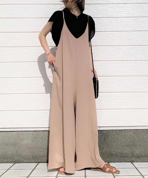 Q（キュー）の「キャミサロペット（サロペット/オーバーオール・レディース・ブラック/ベージュ・MEDIUM）」の17枚目の写真