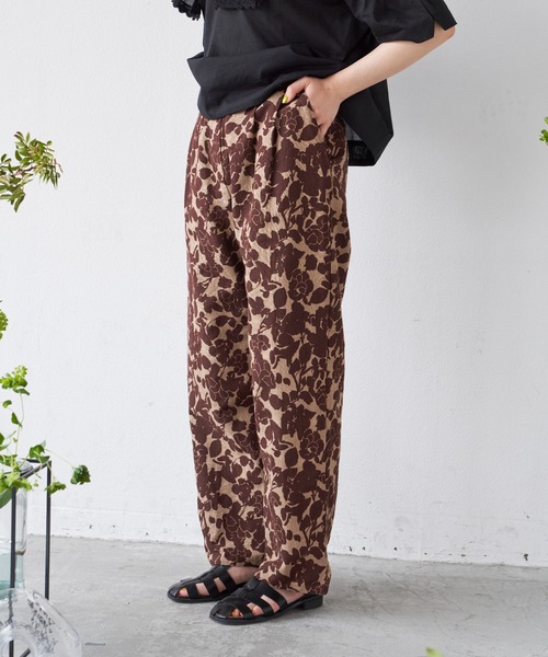 ボタニカルタックパンツ Libra Cue（リブラ キュー）の「