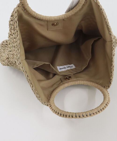 fredy emue(フレディエミュ)の「ペーパーMIX丸手バッグ(かごバッグ・レディース・ブラック/ベージュ・FREE)」の8枚目の写真