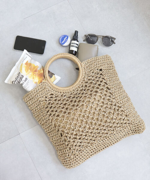 fredy emue(フレディエミュ)の「ペーパーMIX丸手バッグ(かごバッグ・レディース・ブラック/ベージュ・FREE)」の12枚目の写真