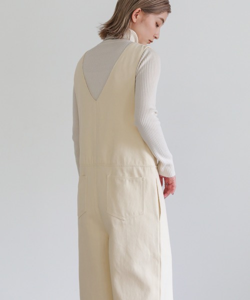 select MOCA(セレクトモカ)の「2022 AW Vネックファスナーサロペット(サロペット/オーバーオール・レディース・ブラック/アイボリー・FREE)」の14枚目の写真