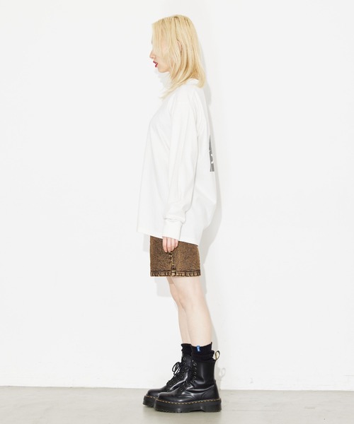 X-girl（エックスガール）の「SLIM FIT HALF PANTS/ケミカルデニム　ハーフパンツ（デニムパンツ・レディース・ブラック/ブラウン・M/S/XS）」の18枚目の写真