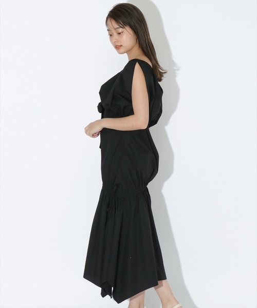 REDYAZEL（レディアゼル）の「シャーリングアンサンブルワンピース（ワンピース・レディース・ブラック/オフホワイト/ブラック系その他・FREE）」の15枚目の写真