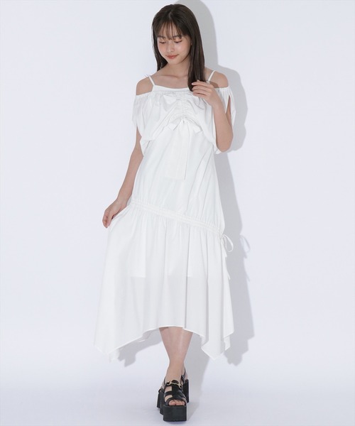 REDYAZEL（レディアゼル）の「シャーリングアンサンブルワンピース（ワンピース・レディース・ブラック/オフホワイト/ブラック系その他・FREE）」の5枚目の写真