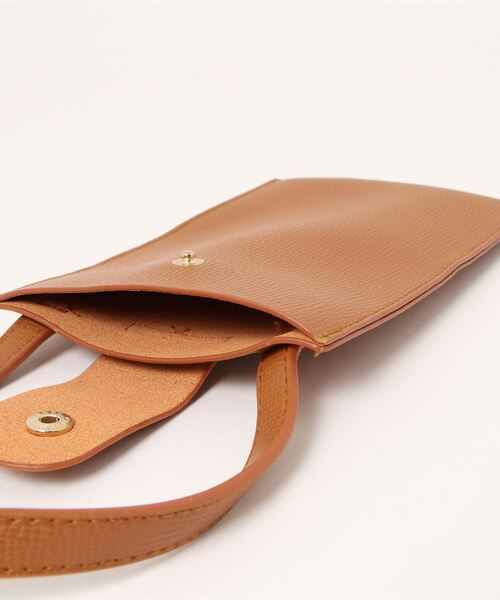 VIBGYOR Women（ヴィブジョー　ウィメン）の「ミニショルダーバッグ（ショルダーバッグ・レディース・ブラック/ベージュ/ライトカーキ/キャメル・FREE）」の17枚目の写真