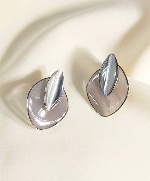 The Rule(ザルール)の「The Rule ザルール:Cobbles studs ER:ストーンスタッズピアス(ピアス(両耳用)・レディース・ベージュ/パープル/オートミール・FREE)」の3枚目の写真