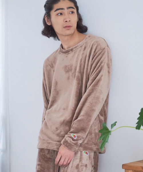 FRUIT OF THE LOOM（フルーツオブザルーム）の「【FRUIT OF THE LOOM】ボアルームウエア 上下セット（クルーネック＆ロングパンツ）（ルームウェア/パジャマ・メンズ・ブラック/ベージュ/ブラウン/グレー/ピンク/モスグリーン・LL/S/M/L）」の4枚目の写真