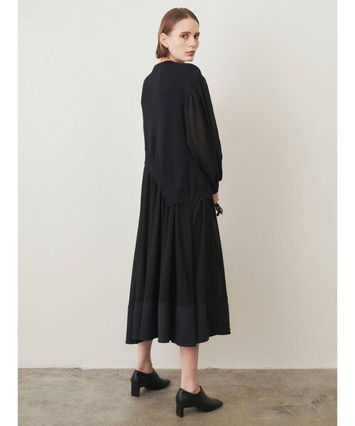 ELENDEEK（エレンディーク）の「シアーコンビニットワンピース